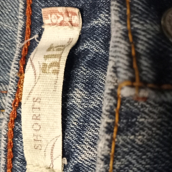 Levi's 515 Shorts Size 8 - Picture 2 of 8